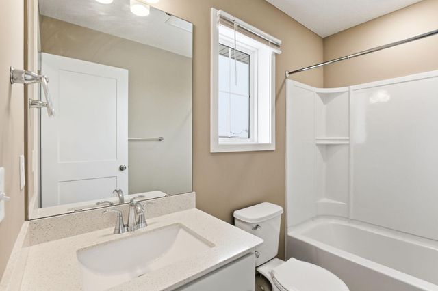 7225 Bay Drive, Lino Lakes, MN 55038