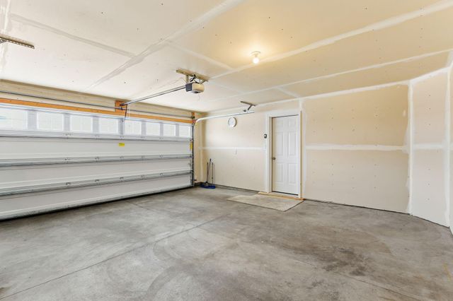 7225 Bay Drive, Lino Lakes, MN 55038