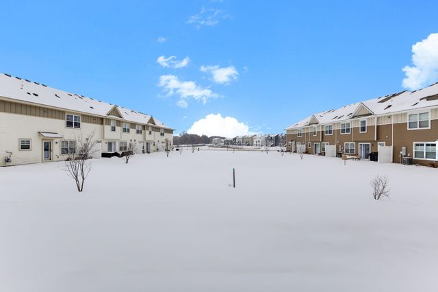 7225 Bay Drive, Lino Lakes, MN 55038