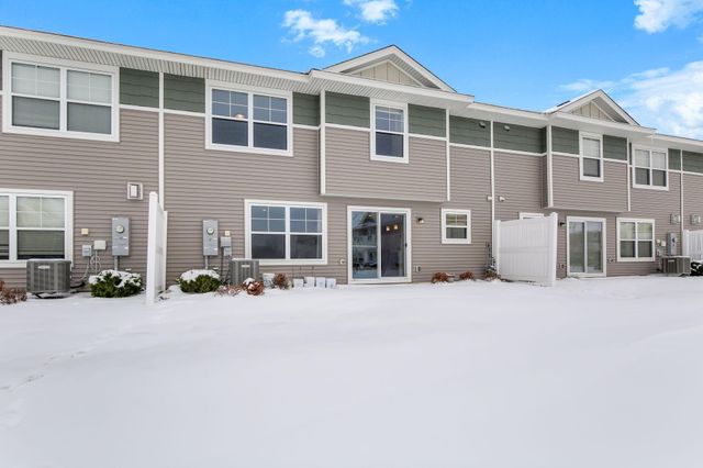 7225 Bay Drive, Lino Lakes, MN 55038