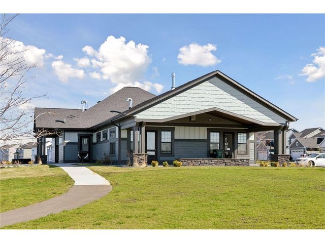 7225 Bay Drive, Lino Lakes, MN 55038