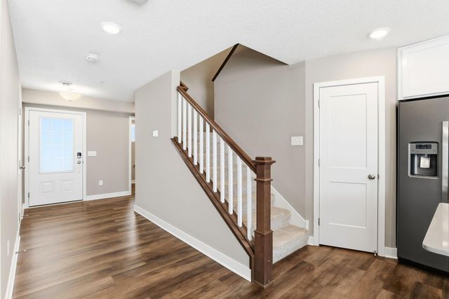 7225 Bay Drive, Lino Lakes, MN 55038