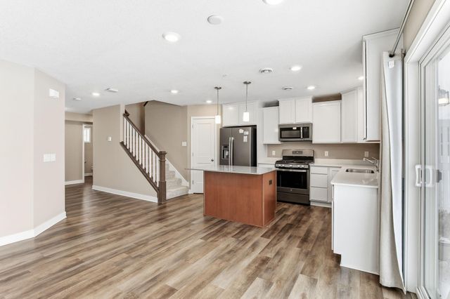 7225 Bay Drive, Lino Lakes, MN 55038