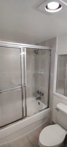 4550 NW 9th Street 706E, Miami, FL 33126