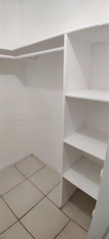 4550 NW 9th Street 706E, Miami, FL 33126