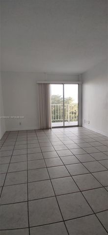 4550 NW 9th Street 706E, Miami, FL 33126