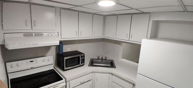 4550 NW 9th Street 706E, Miami, FL 33126