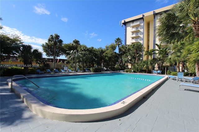 4550 NW 9th Street 706E, Miami, FL 33126