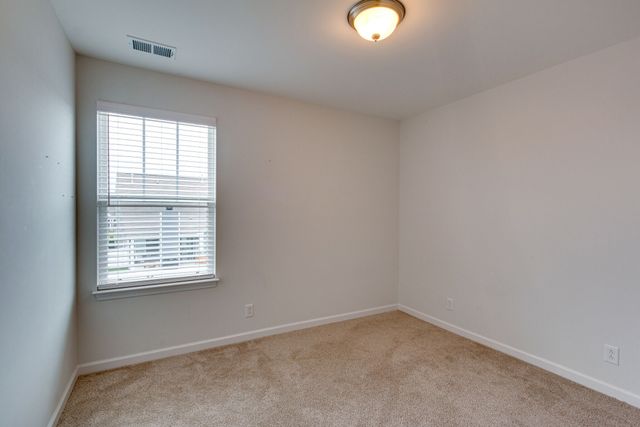 5020 Bridgemore Blvd, Murfreesboro, TN 37129