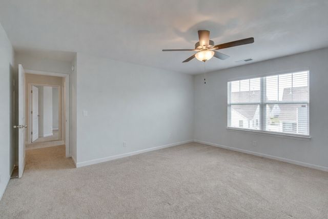 5020 Bridgemore Blvd, Murfreesboro, TN 37129