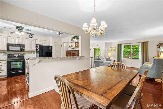 1303 Desoto Drive, O'fallon, IL 62269