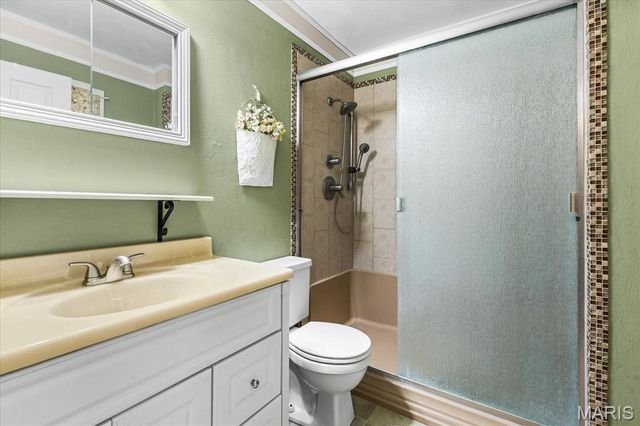 1303 Desoto Drive, O'fallon, IL 62269