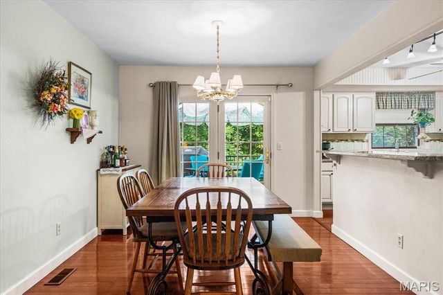 1303 Desoto Drive, O'fallon, IL 62269