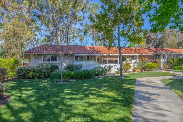 668 Via Mendoza Q, Laguna Woods, CA 92637