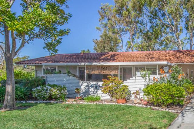 668 Via Mendoza Q, Laguna Woods, CA 92637