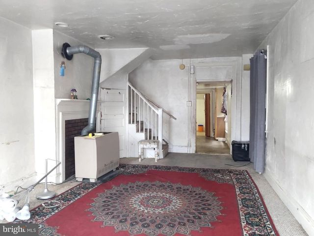 121-123 W KING ST, Chambersburg, PA 17201