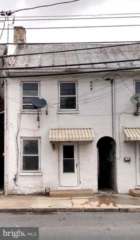 121-123 W KING ST, Chambersburg, PA 17201