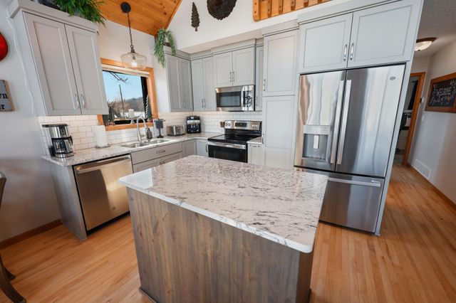 31092 Lincoln Beach Road, Cushing, MN 56443