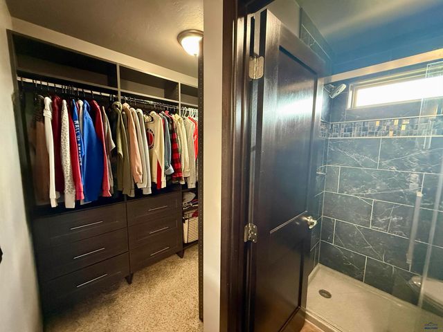 4825 PARKVIEW DR, Rapid City, SD 57701