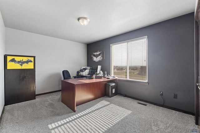 4825 PARKVIEW DR, Rapid City, SD 57701