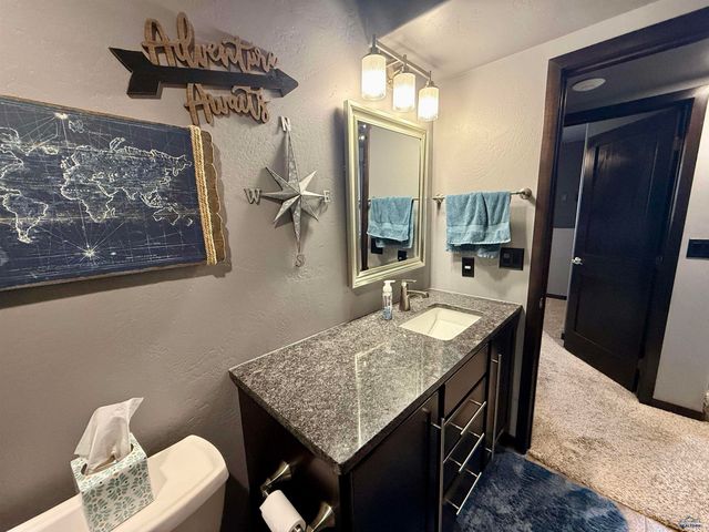 4825 PARKVIEW DR, Rapid City, SD 57701