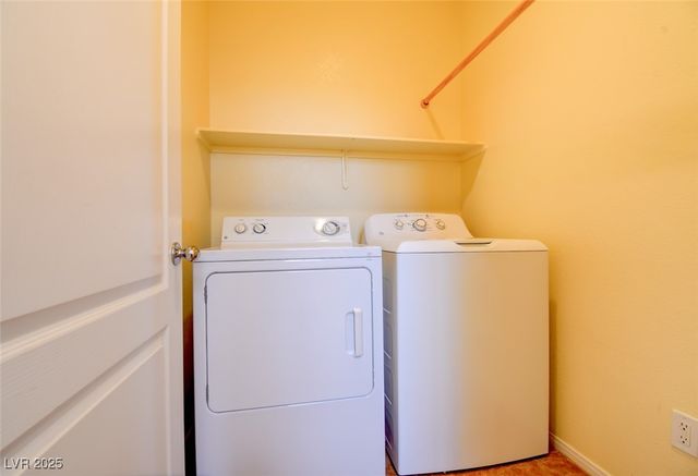 10739 Manchester Park Drive, Las Vegas, NV 89141