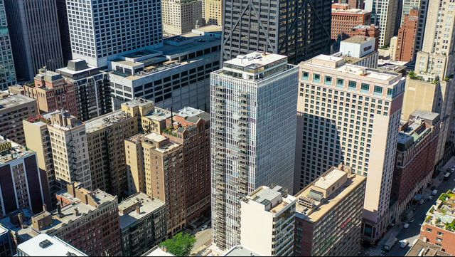 200 E Delaware Place 8-9C, Chicago, IL 60611