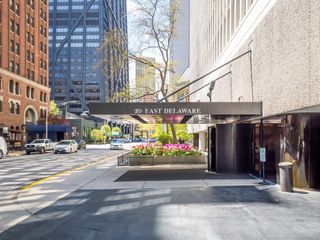 200 E Delaware Place 8-9C, Chicago, IL 60611