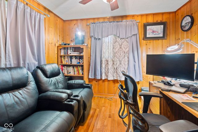801 N 10th Street, Noblesville, IN 46060