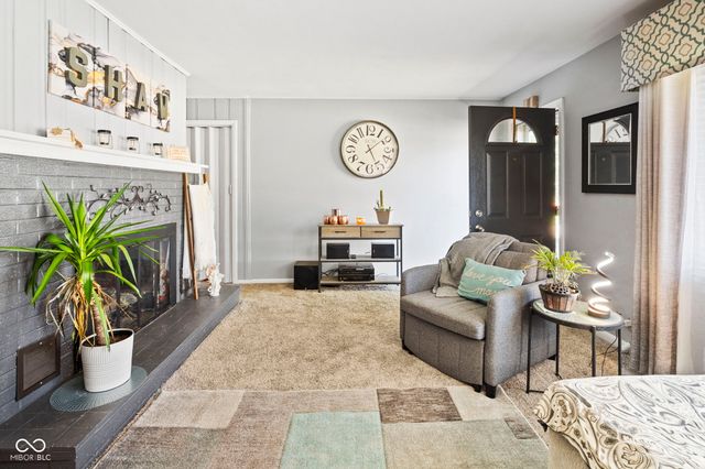 801 N 10th Street, Noblesville, IN 46060