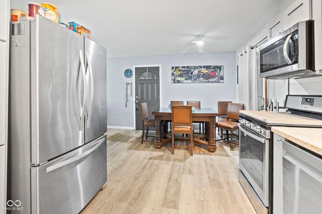 801 N 10th Street, Noblesville, IN 46060