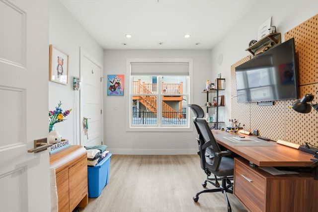 151 Hancock Street 7, Quincy, MA 02171