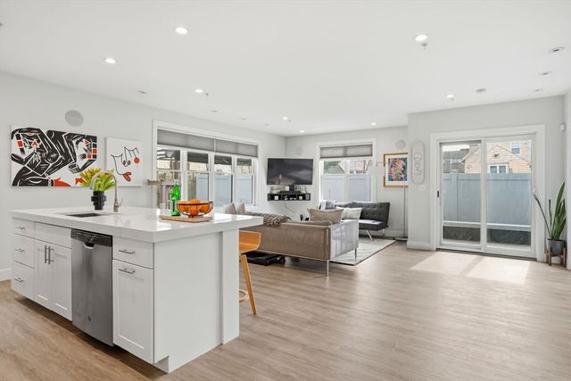 151 Hancock Street 7, Quincy, MA 02171