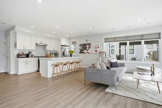 151 Hancock Street 7, Quincy, MA 02171