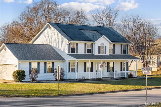 3241 Millbrook Dr, Belleville, IL 62221