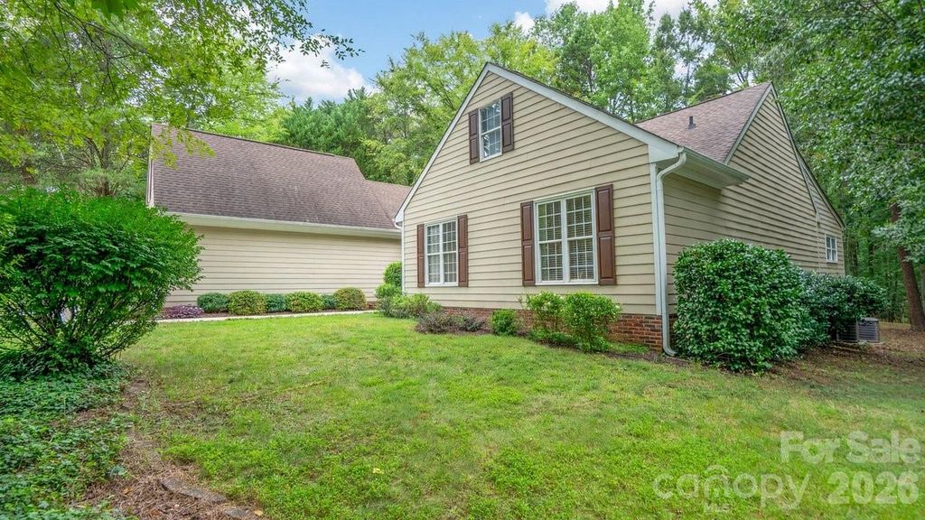 235 Withershinn Drive, Charlotte, NC 28262