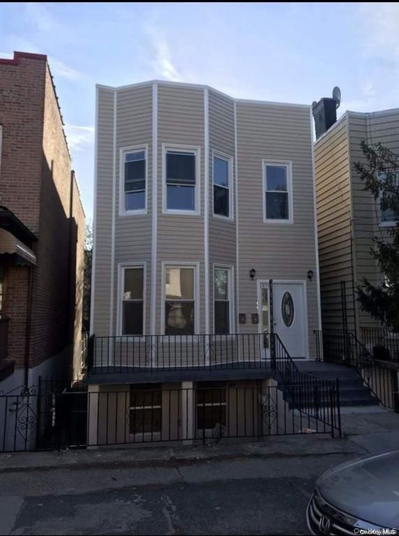 1857 Holland Avenue, Bronx, NY 10462 — exterior