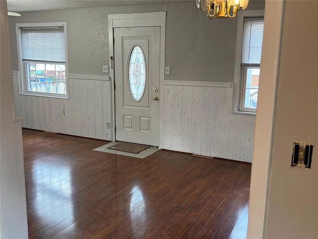 104 Wallace Ave, E Pittsburgh, PA 15112