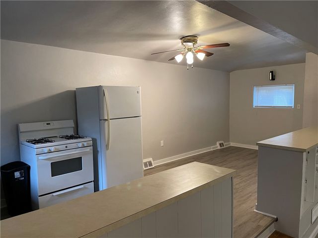 104 Wallace Ave, E Pittsburgh, PA 15112