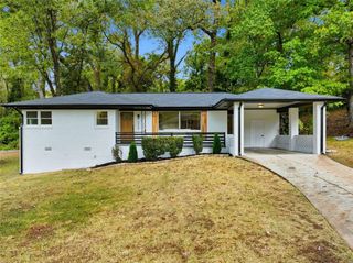 2568 Fontaine Circle, Decatur, GA 30032