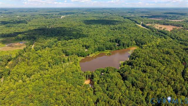 4062 Lake Killarney Rd, Goochland, VA 23065