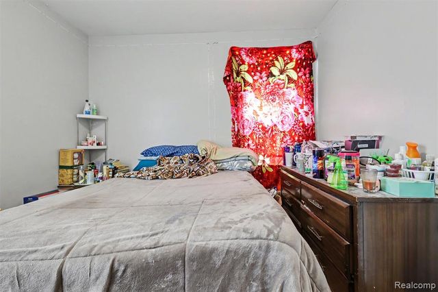 27081 Lucerne Drive, Inkster, MI 48141