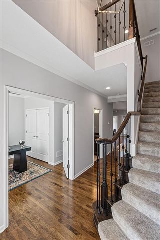 4450 Summit Street, Kansas City, MO 64111