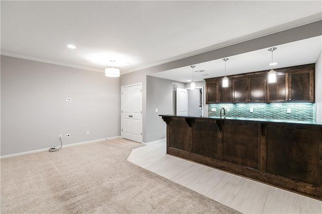 4450 Summit Street, Kansas City, MO 64111