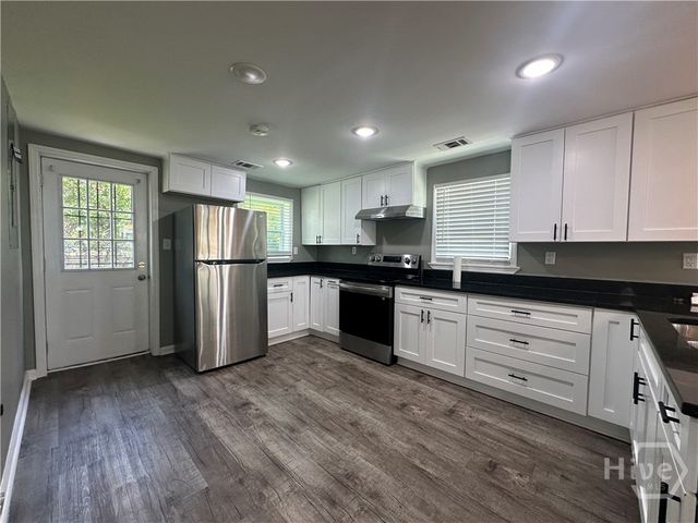 112 Norton Street, Savannah, GA 31415