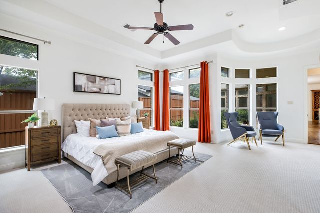 3606 S Versailles Avenue, Dallas, TX 75209