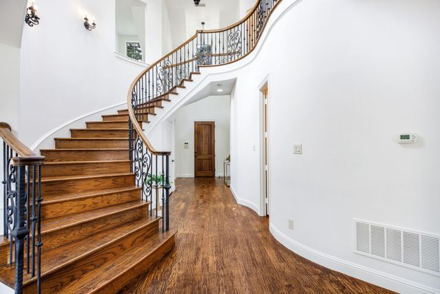 3606 S Versailles Avenue, Dallas, TX 75209