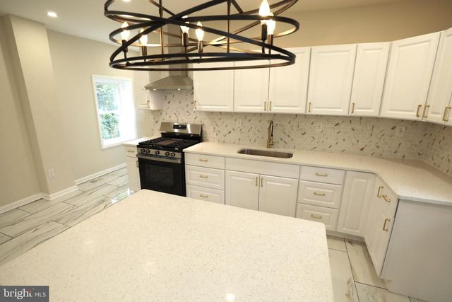 347 PARKWAY AVE, Trenton, NJ 08618