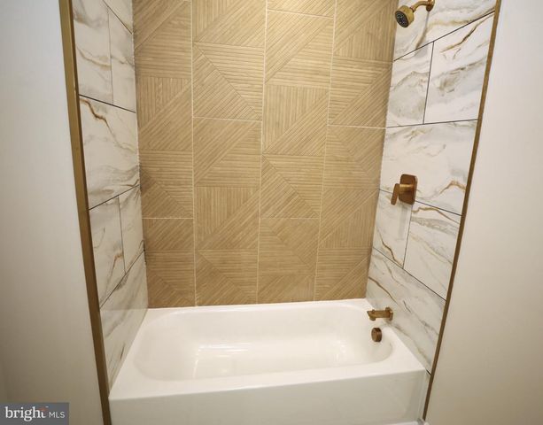347 PARKWAY AVE, Trenton, NJ 08618