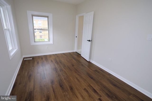347 PARKWAY AVE, Trenton, NJ 08618